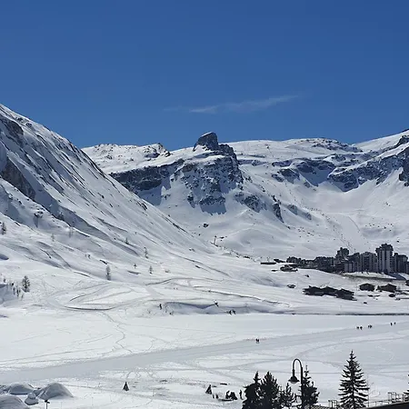 Apartment Au Centre De Avec Terrasse Et Wifi - Fr-1-641-82 Tignes